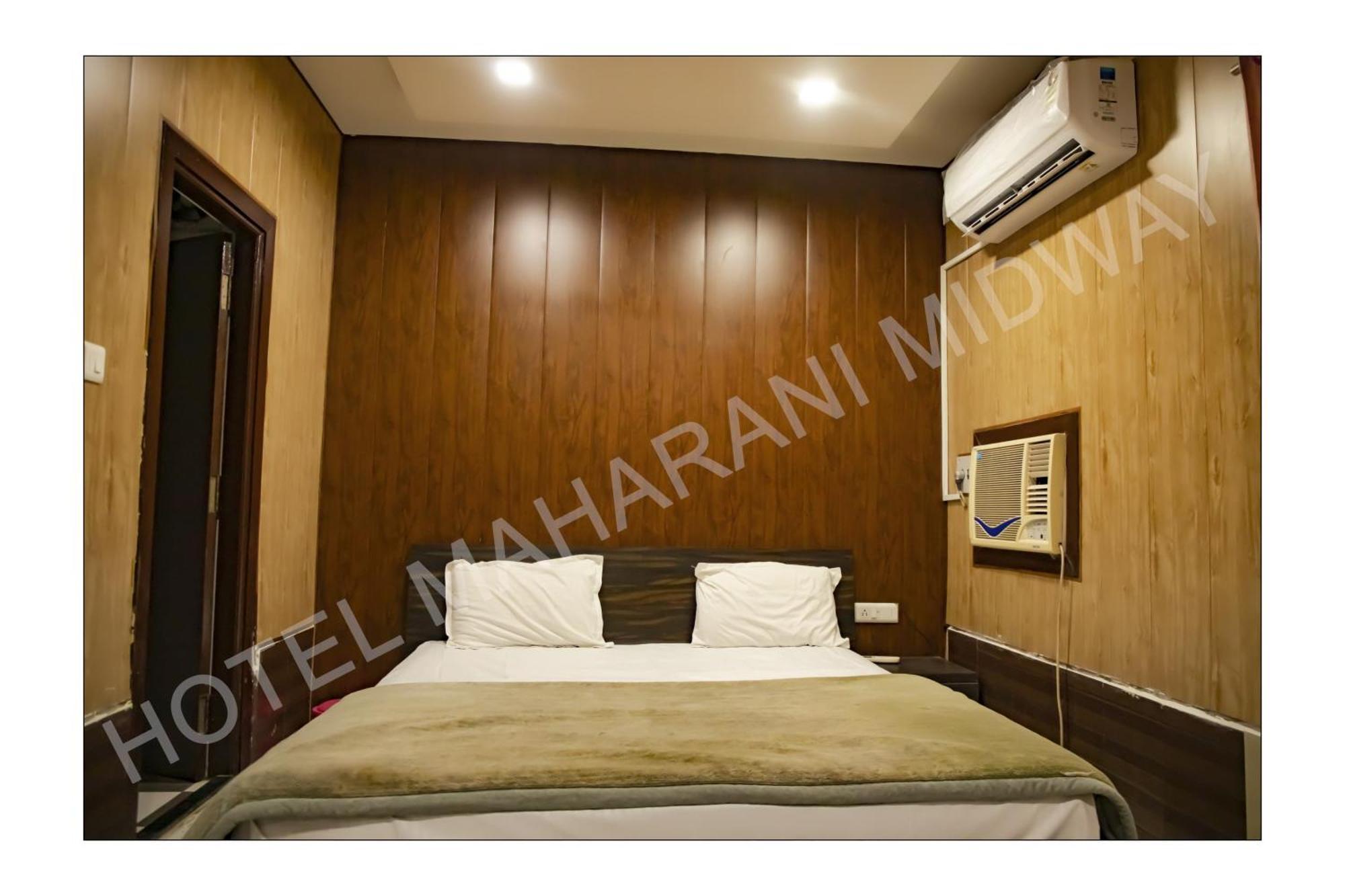 Hotel Maharani Midway Behror Buitenkant foto